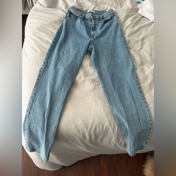 Abercrombie curve love the 90’s straight ultra high rise jean - Picture 3 of 6
